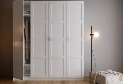 Распашные шкафы